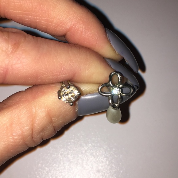 Jewelry bundle - Picture 1 of 4